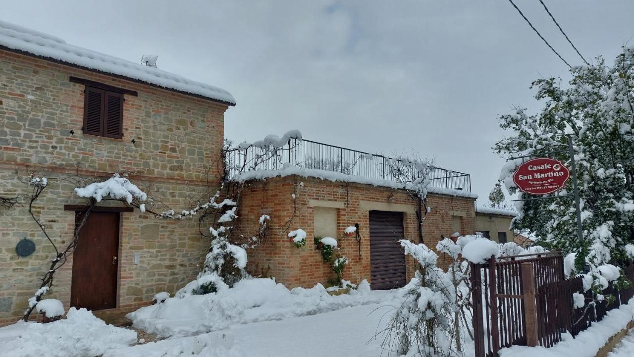 Casale San Martino Agriturismo Bio Sant'Angelo in Pontano Exterior foto