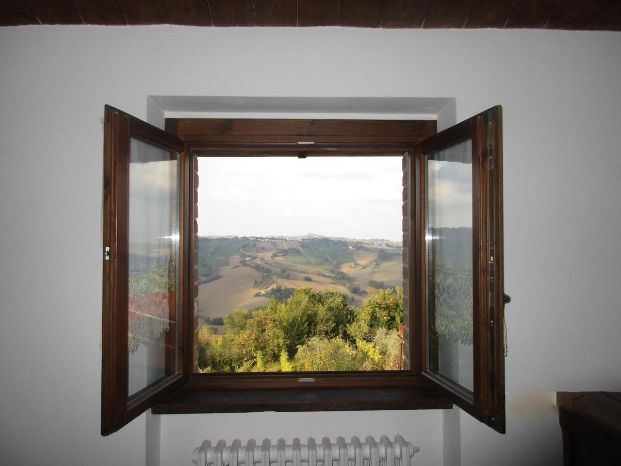 Casale San Martino Agriturismo Bio Sant'Angelo in Pontano Exterior foto